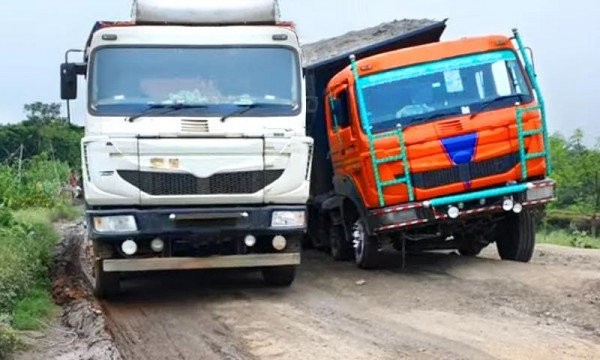 山地货车驾驶员3d手机版(heavy truck driver)