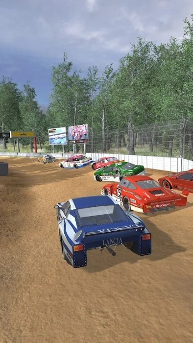 碰撞赛车特技游戏(crashing of cars.io)