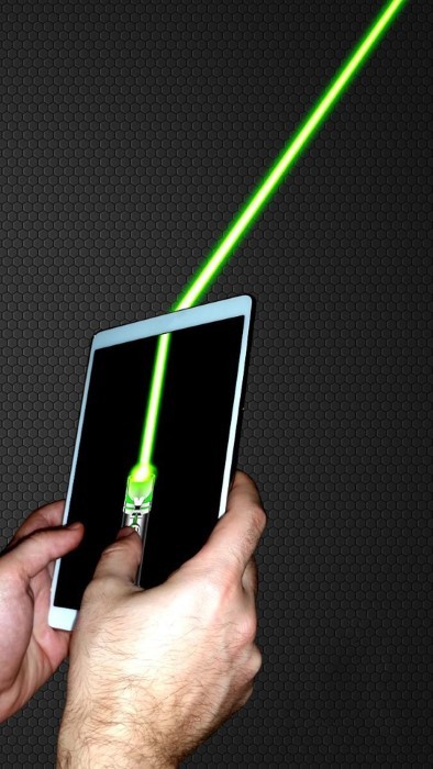 激光照射模拟器游戏